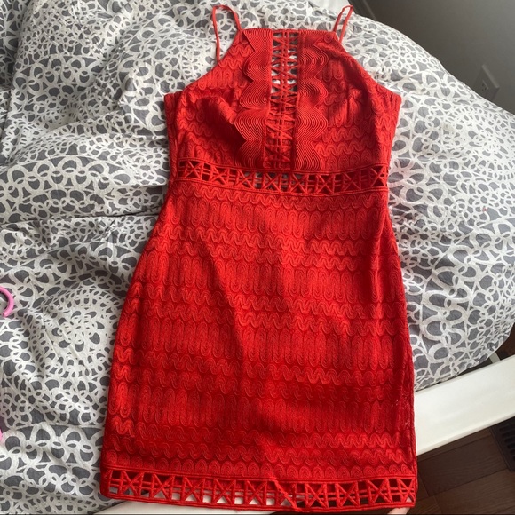 TOPSHOP RED CROCHET BODYCON LACE DRESS - Picture 11 of 13